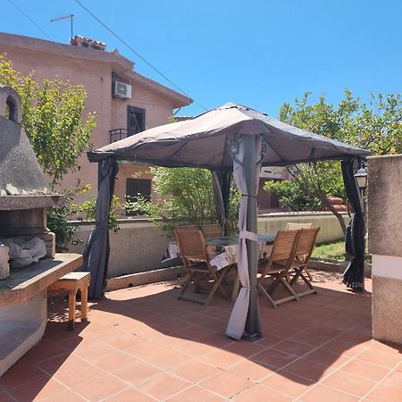 Appartamento Via Oristano Будони Экстерьер фото